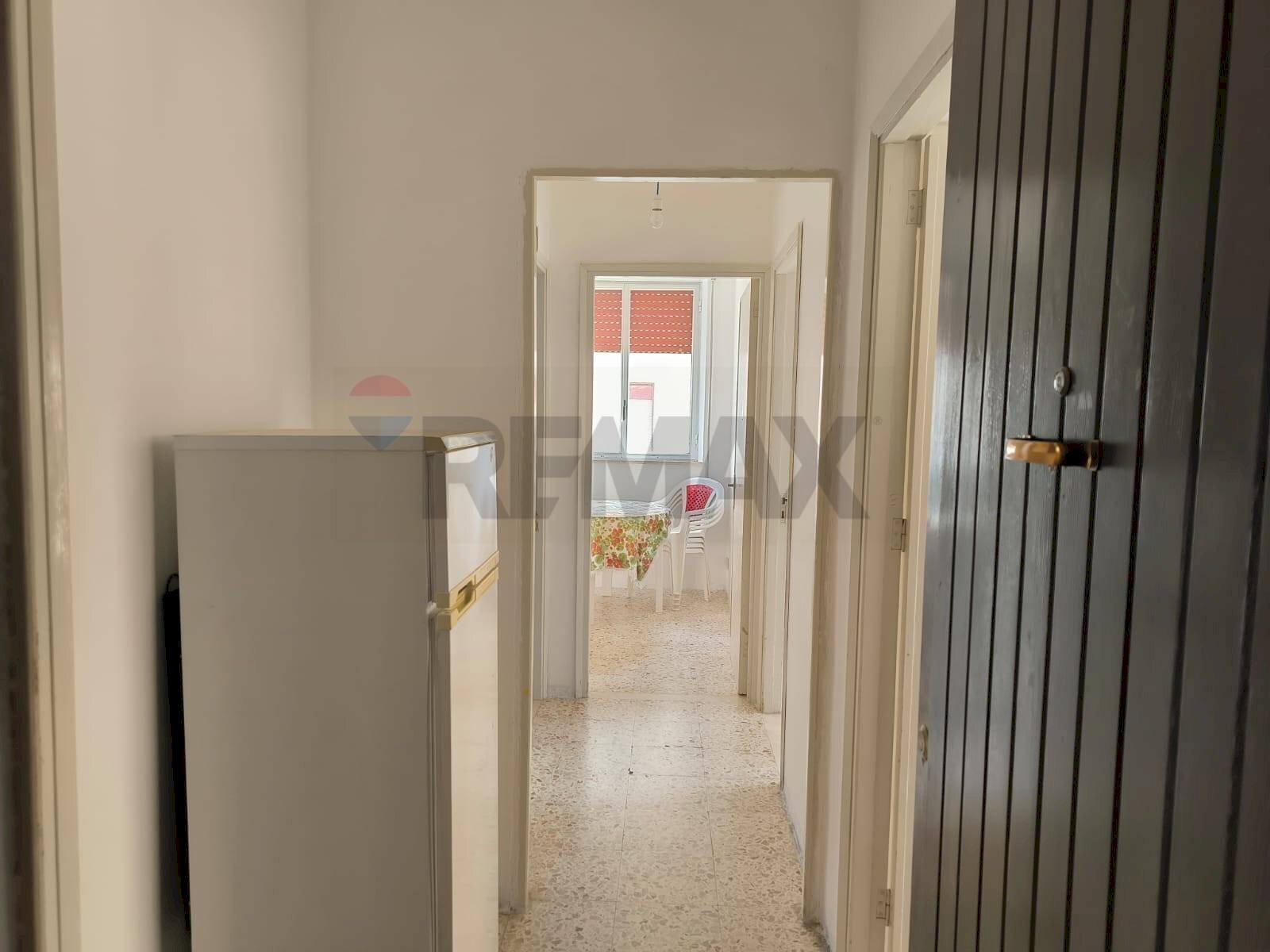 Hall / corridoio - Trilocale VIA PRIMO MAGGIO
 
20, Valderice - foto 3