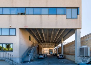 Edificio all\'aperto - Commercial Premises Via Ugo La Malfa
 
6, Palermo - photo 2