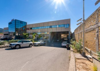 Edificio all\'aperto - Commercial Premises Via Ugo La Malfa
 
6, Palermo - photo 3