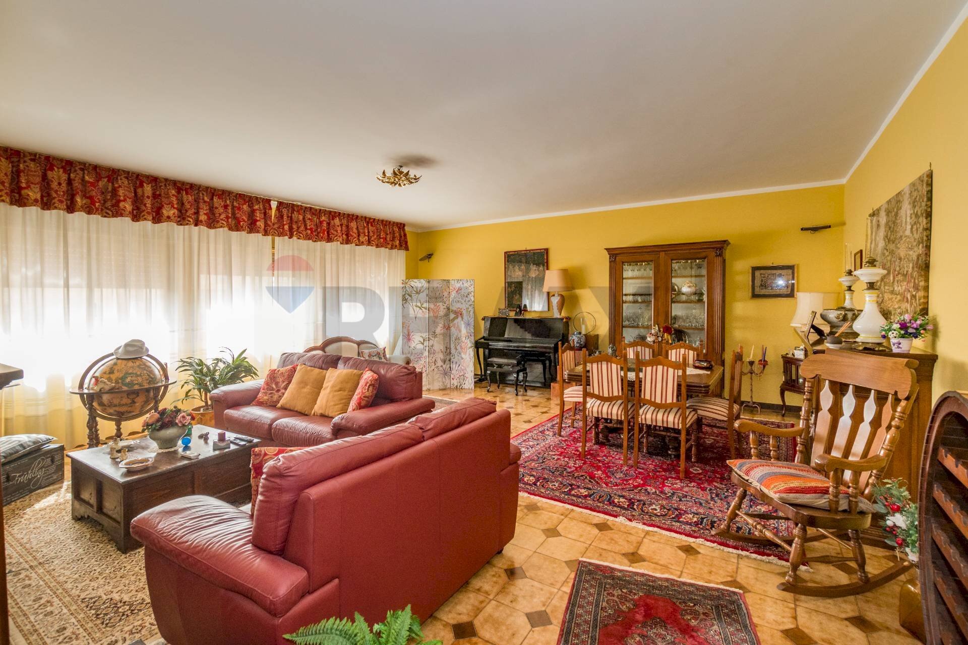 Salone doppio - Appartamento Via Emilio Salgari
 
69, Palermo - foto 2