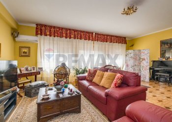 Soggiorno - Appartamento Via Emilio Salgari
 
69, Palermo - foto 1