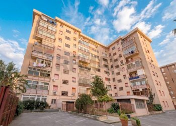 Edificio all\'aperto - Appartamento Via Emilio Salgari
 
69, Palermo - foto 21