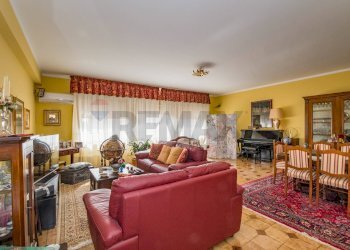 Sala da pranzo - Appartamento Via Emilio Salgari
 
69, Palermo - foto 18