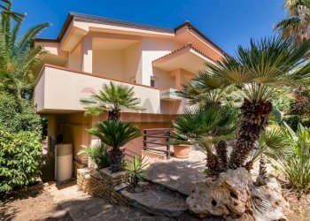 prospetto - Villa Via  Raffaele Caravaglios
 
61, Castelvetrano - photo 6