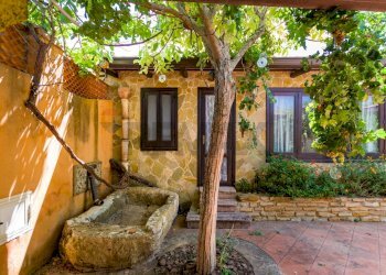 esterno - Villa Via  Raffaele Caravaglios
 
61, Castelvetrano - photo 10