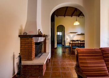 Sala da pranzo - Villa Via  Raffaele Caravaglios
 
61, Castelvetrano - photo 14