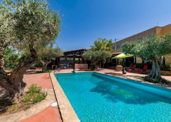 Piscina - Villa Via  Raffaele Caravaglios
 
61, Castelvetrano - photo 16