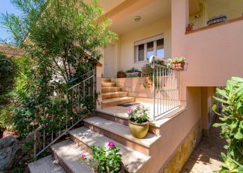 Scale - Villa Via  Raffaele Caravaglios
 
61, Castelvetrano - photo 31