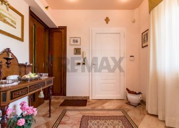 Hall / corridoio - Villa Via  Raffaele Caravaglios
 
61, Castelvetrano - photo 46