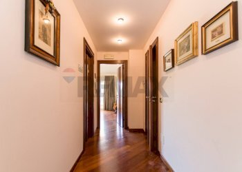 Hall / corridoio - Villa Via  Raffaele Caravaglios
 
61, Castelvetrano - photo 57