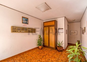 Ricezione / Lobby - Quadrilocale Via Pietro Scaglione
 
131, Palermo - foto 8