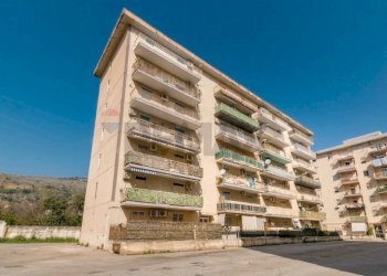 Edificio all\'aperto - Quadrilocale Via Pietro Scaglione
 
131, Palermo - foto 15