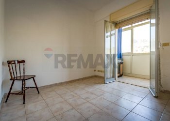 Stanza vuota - Quadrilocale Via Pietro Scaglione
 
131, Palermo - foto 30