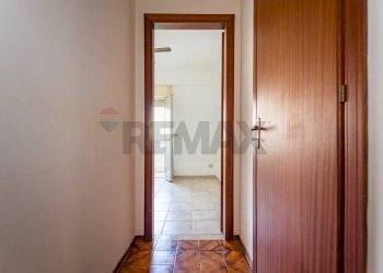 Hall / corridoio - Quadrilocale Via Pietro Scaglione
 
131, Palermo - foto 31