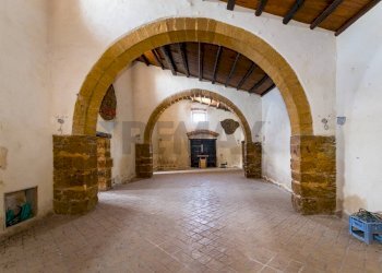 Stanza vuota - Stable - Palace contrada latomie, Castelvetrano - photo 8