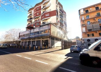 Edificio all\'aperto - Ufficio via Nazionale delle Puglie
 
312, Casoria - foto 6