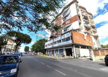 Edificio all\'aperto - Ufficio via Nazionale delle Puglie
 
312, Casoria - foto 7