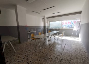 Sala da pranzo - Ufficio via Nazionale delle Puglie
 
312, Casoria - foto 24