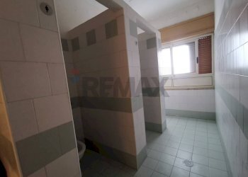 Bagno - Ufficio via Nazionale delle Puglie
 
312, Casoria - foto 30