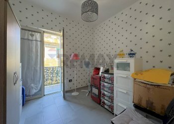 Camera / camera da letto - Trilocale Via Regina Margherita
 
72, Napoli - foto 12