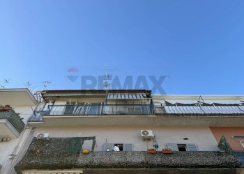 Edificio all\'aperto - Trilocale Via Regina Margherita
 
72, Napoli - foto 24