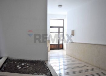 Ricezione / Lobby - Quadrilocale Via Santa Maria Ai Monti
 
108, Napoli - foto 4