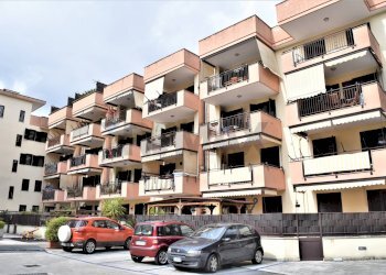 Edificio all\'aperto - Quadrilocale Via Santa Maria Ai Monti
 
108, Napoli - foto 8