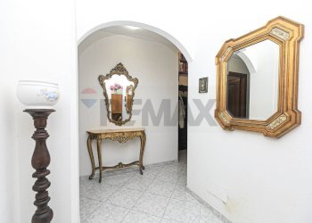 Hall / corridoio - Appartamento Via Contubernio Giovan Battista D'albertis
 
23, Genova - foto 3