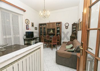 Sala da pranzo - Appartamento Via Contubernio Giovan Battista D'albertis
 
23, Genova - foto 20