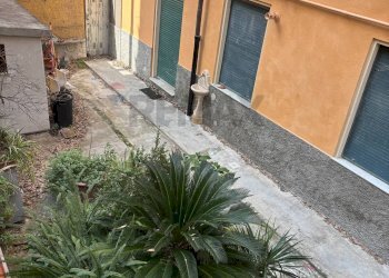 Giardino - Appartamento Via Contubernio Giovan Battista D'albertis
 
23, Genova - foto 36