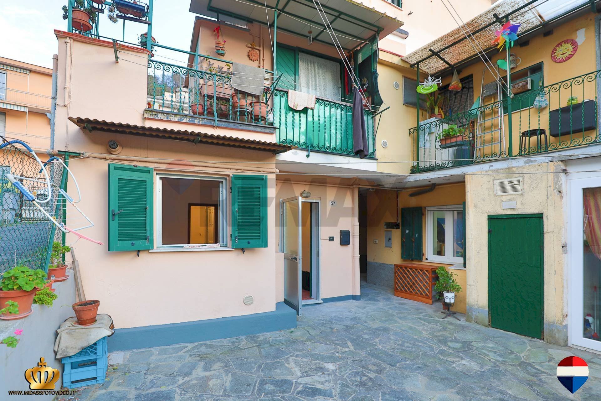 Edificio all\'aperto - Semi-detached house Via Mogadiscio
57, Genova - photo 3