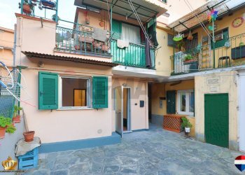 Edificio all\'aperto - Casa semi indipendente Via Mogadiscio
 
57, Genova - foto 3