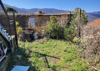 Vista delle montagne - Casa semi indipendente Via G. B. Cevasco
 
98 - 100, Bargagli - foto 10