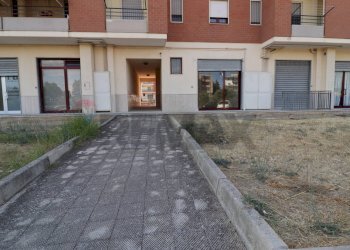 Edificio all\'aperto - Locale Commerciale Matera - foto 1