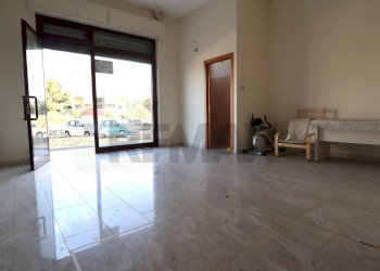 Stanza vuota - Locale Commerciale Matera - foto 4