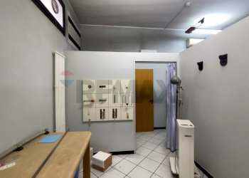 Hall / corridoio - Locale Commerciale Santeramo in Colle - foto 8