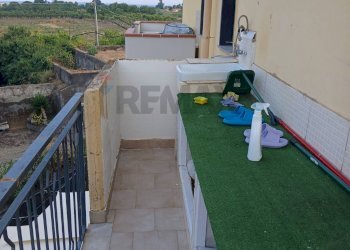 Balcone - Trilocale Via Luigi D'Angelo
 
72, Mascali - foto 6