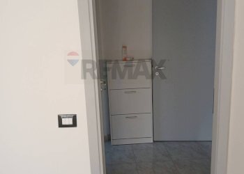 Hall / corridoio - Trilocale Via Luigi D'Angelo
 
72, Mascali - foto 7