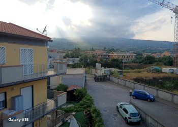 Edificio all\'aperto - Trilocale Via Luigi D'Angelo
 
72, Mascali - foto 12