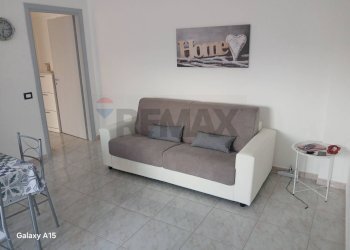 Sala da pranzo - Trilocale Via Luigi D'Angelo
 
72, Mascali - foto 14