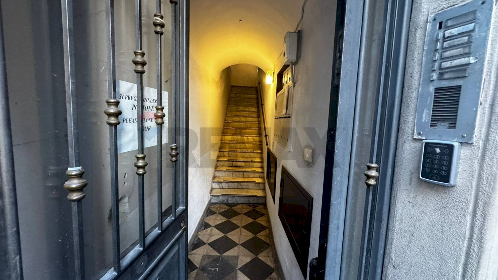 Scale - Appartamento Via Monsignore Ventimiglia
 
58, Catania - foto 3