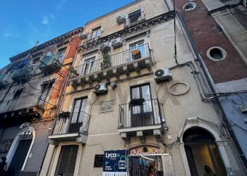 Edificio all\'aperto - Appartamento Via Monsignore Ventimiglia
 
58, Catania - foto 2