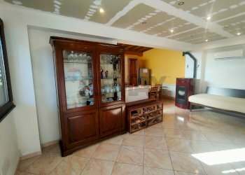 Soggiorno - Casa indipendente Via Provinciale per Pozzillo
 
112, Acireale - foto 4