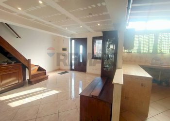 Ricezione / Lobby - Casa indipendente Via Provinciale per Pozzillo
 
112, Acireale - foto 6