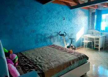 Camera / camera da letto - Casa indipendente Via Provinciale per Pozzillo
 
112, Acireale - foto 38