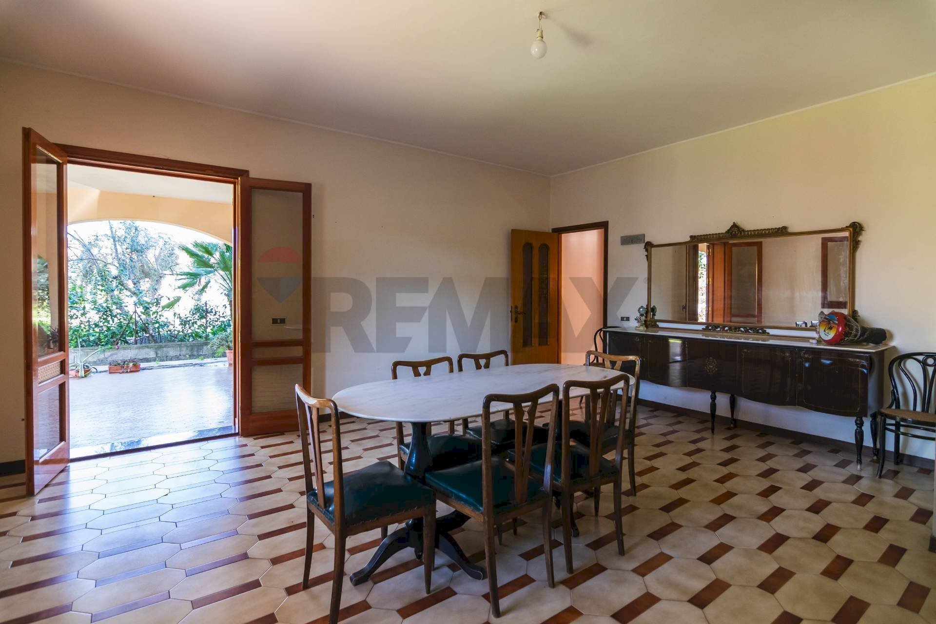 Sala da pranzo - Trilocale Viale Giove
 
16, Belpasso - foto 3