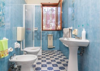 Bagno - Trilocale Viale Giove
 
16, Belpasso - foto 10