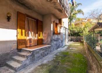 Casa all\'aperto - Trilocale Viale Giove
 
16, Belpasso - foto 26