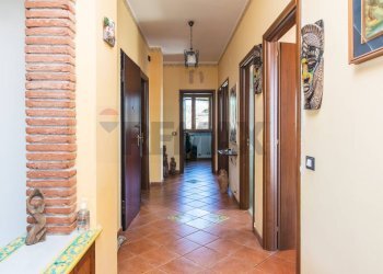 Hall / corridoio - Quadrilocale Viale Giove
 
16, Belpasso - foto 6