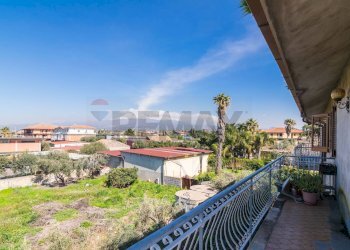 Balcone - Quadrilocale Viale Giove
 
16, Belpasso - foto 23